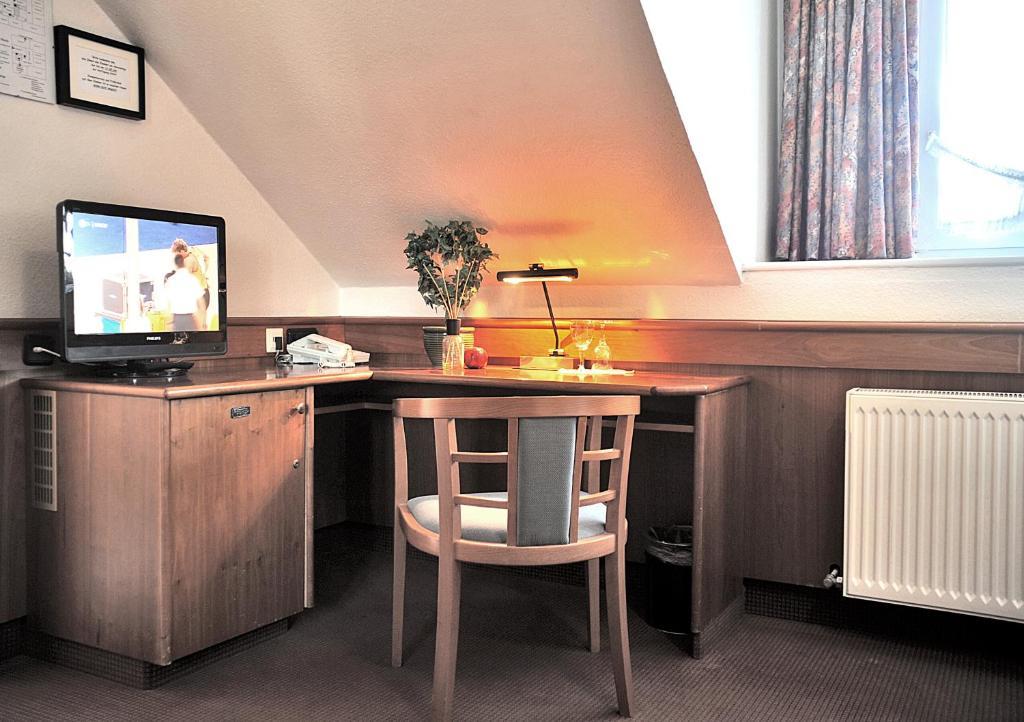 Hotel Und Landhaus 'Kastanie' Hamburg Rom bilde